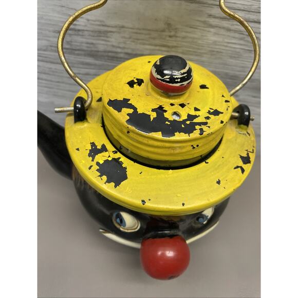 Vintage Thames Redware Clown Face Teapot Peeling Paint On Hat - Picture 3 of 9